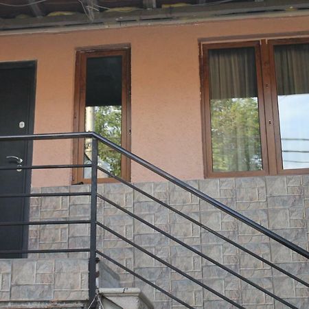 Family Apartament Tbilisi Exterior photo