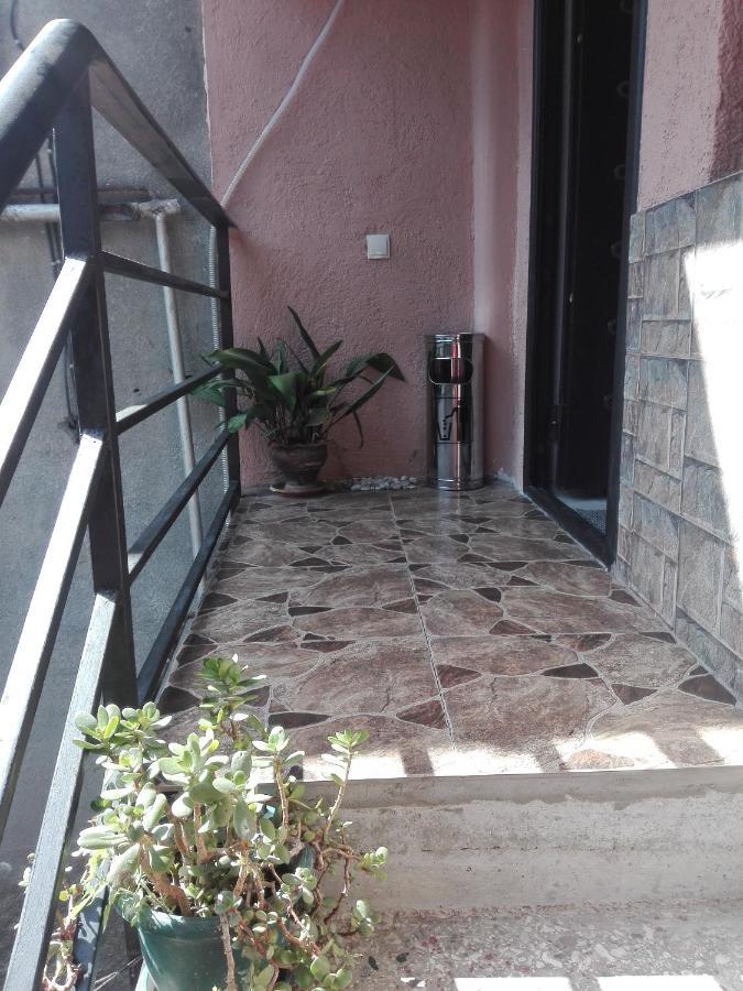 Family Apartament Tbilisi Exterior photo